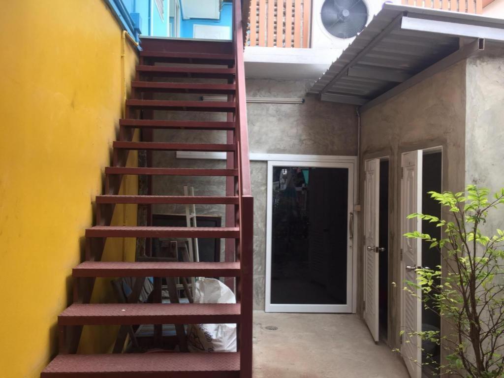פראצ'ואפ קירי קאן De Hostel מראה חיצוני תמונה